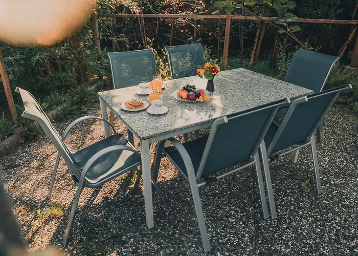 Armonia Altach, 2-6 P, 2 Schlafzimmer, Kueche, Parkplatz, Balkon, Wifi, Garten, Stellplatz Fuer Ski